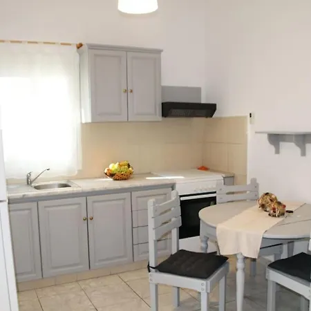 דירה Petrakis House